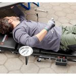 Chariot de mécanicien et tabouret d’atelier